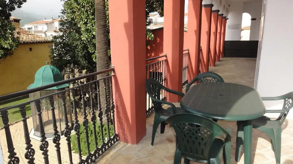 Aparthotel Can Gallart Santa Coloma De Farners 3*,