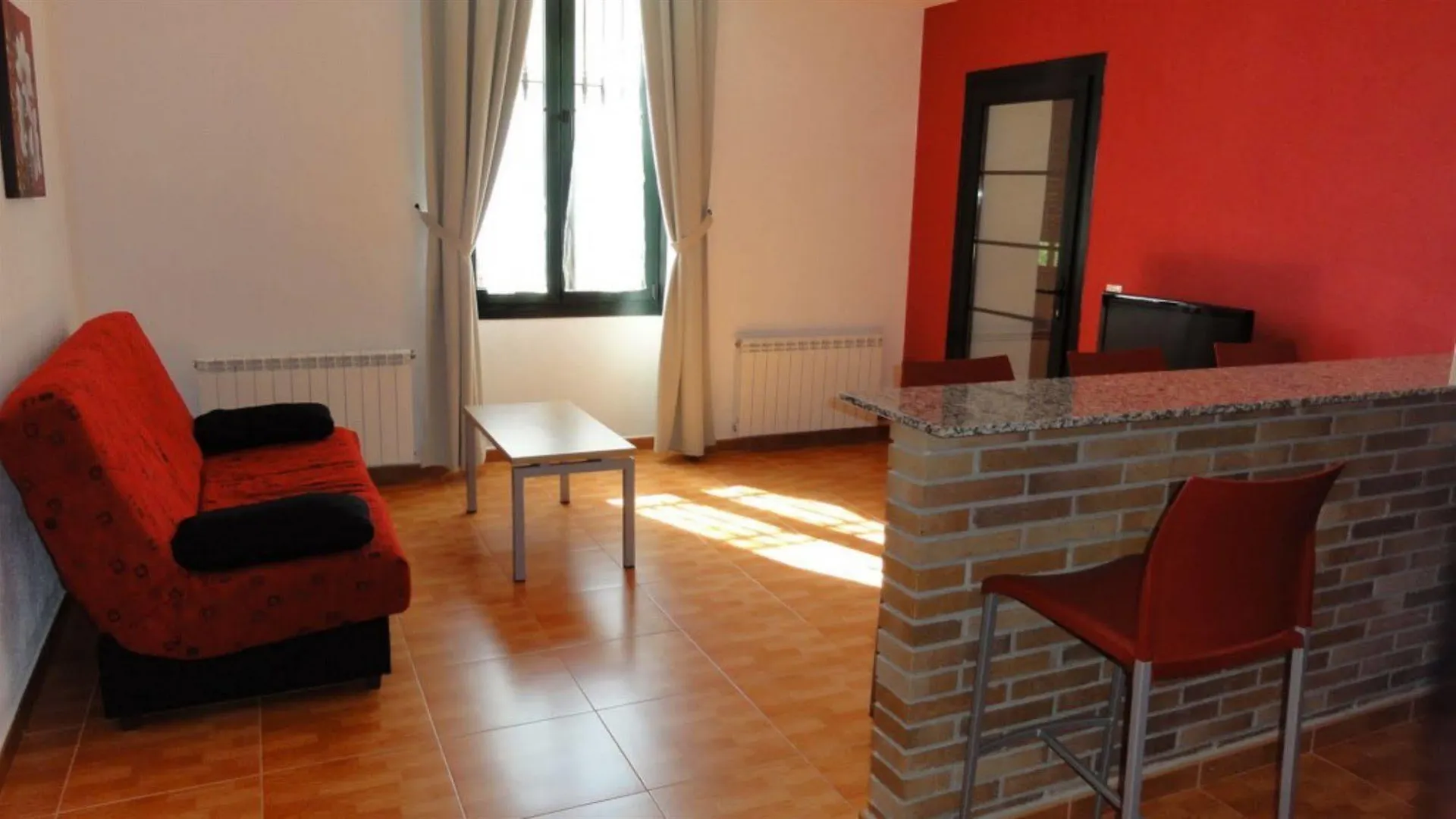 Aparthotel Can Gallart Santa Coloma De Farners 3*,